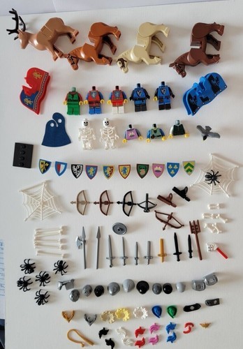 Lego Castle Black Falcon, Lion Knight, Shield, Horse Barding, Falconer Forestman