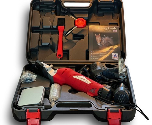 Cordless Battery Horse Clipper 2 Hour run time, 1 year warranty, Easytrek UK