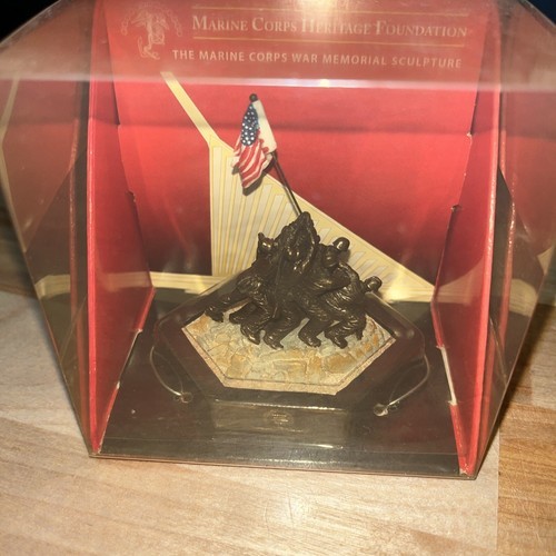 US Marine Corps Heritage Found. Battle of Iwo Jima Statue War Memorial Sculpture